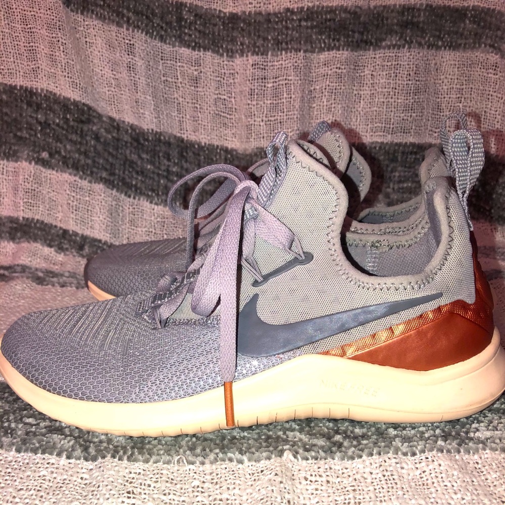Nike free runs